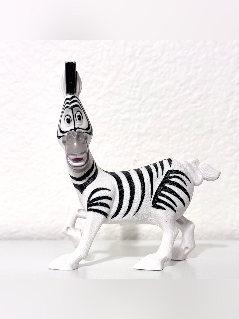 2/$8 🧸 2008 Marty The Zebra Madagascar Talking Happy Meal Toy Figure | No Sound